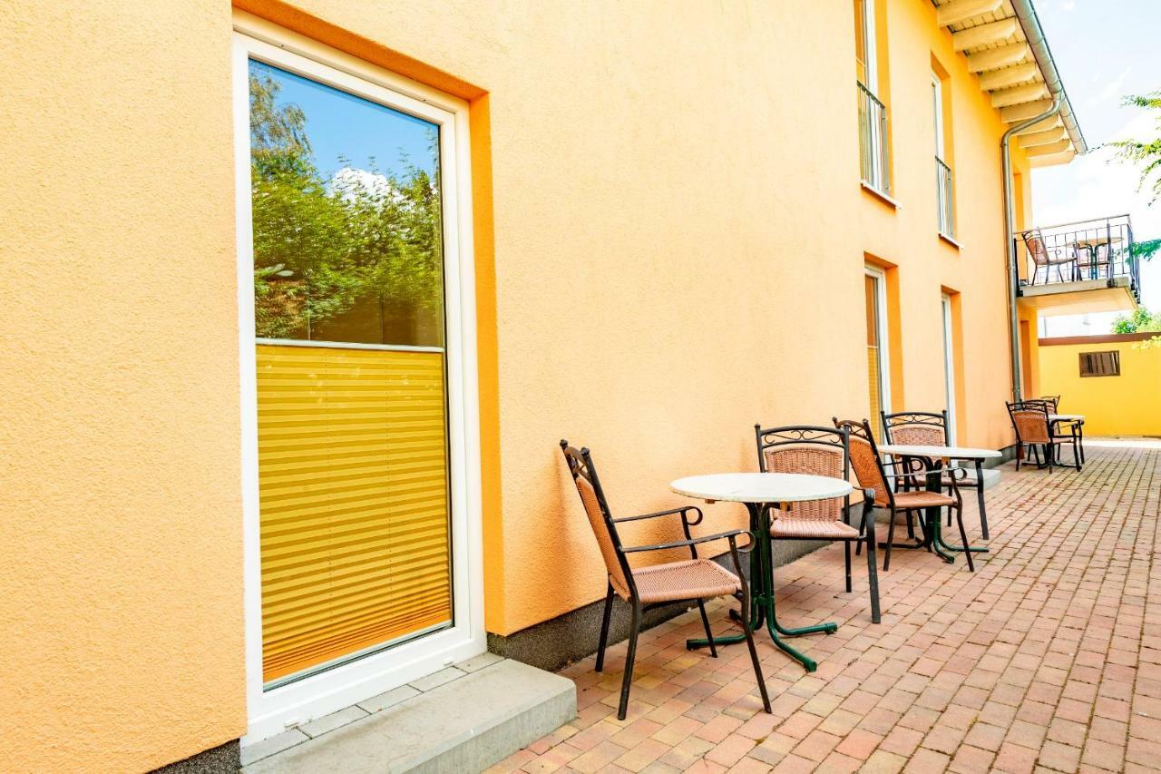 Villa Mia Whg 2 Mit Terrasse, Eg 1 Raum Wohnung غورين المظهر الخارجي الصورة
